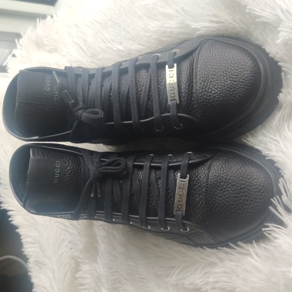 GUCCI || Leather Hightop Sneakers - Unisex